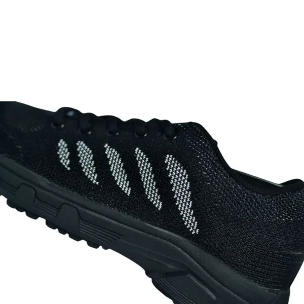 SKECHERS-Menβs Lightweight Black Comfort Trainers