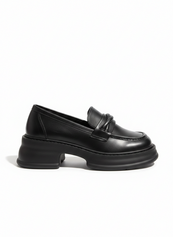 Jiewugozu Penny Strap Platform Loffers